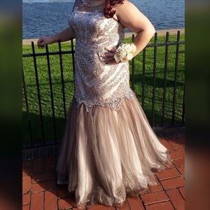 Prom dress